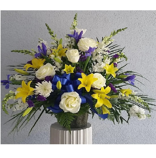 Blue & Yellow Harmony – De Young Flowers