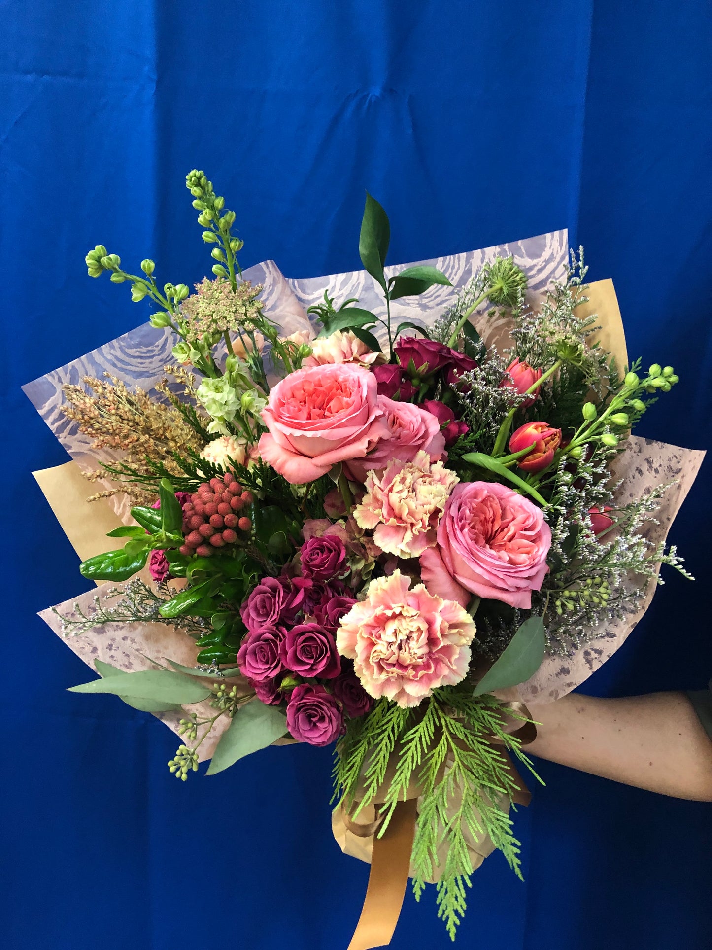 Pink Roses Artistic Bouquet